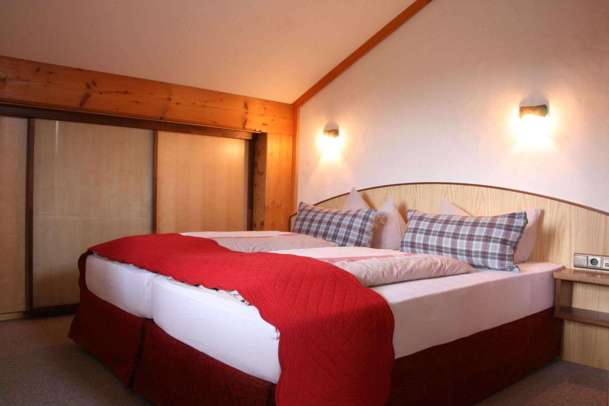 Landhotel Huberhof Schwangau Ngoại thất bức ảnh